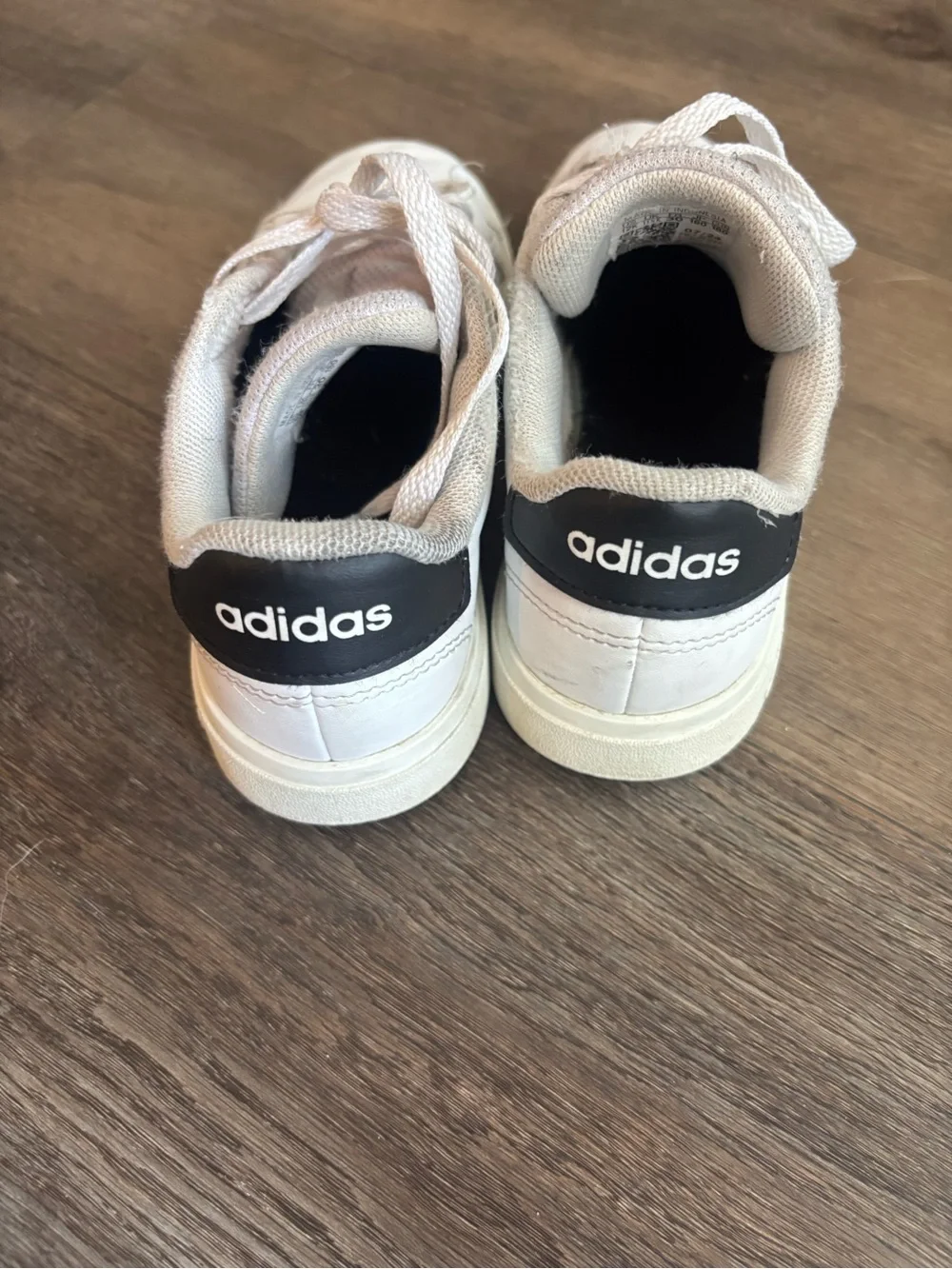 adidas Kids White and Black Low-Top Sneakers